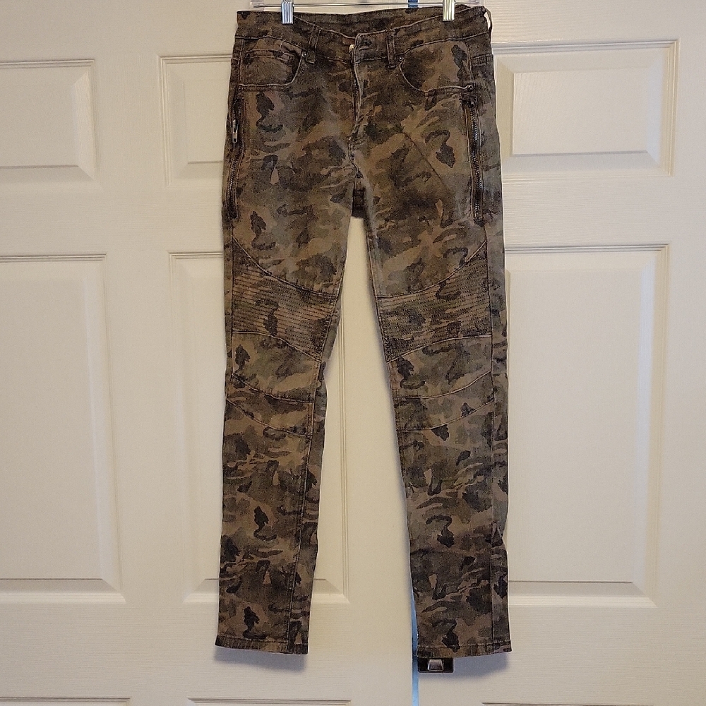 Young & Reckless Camouflage Skinny Jeans